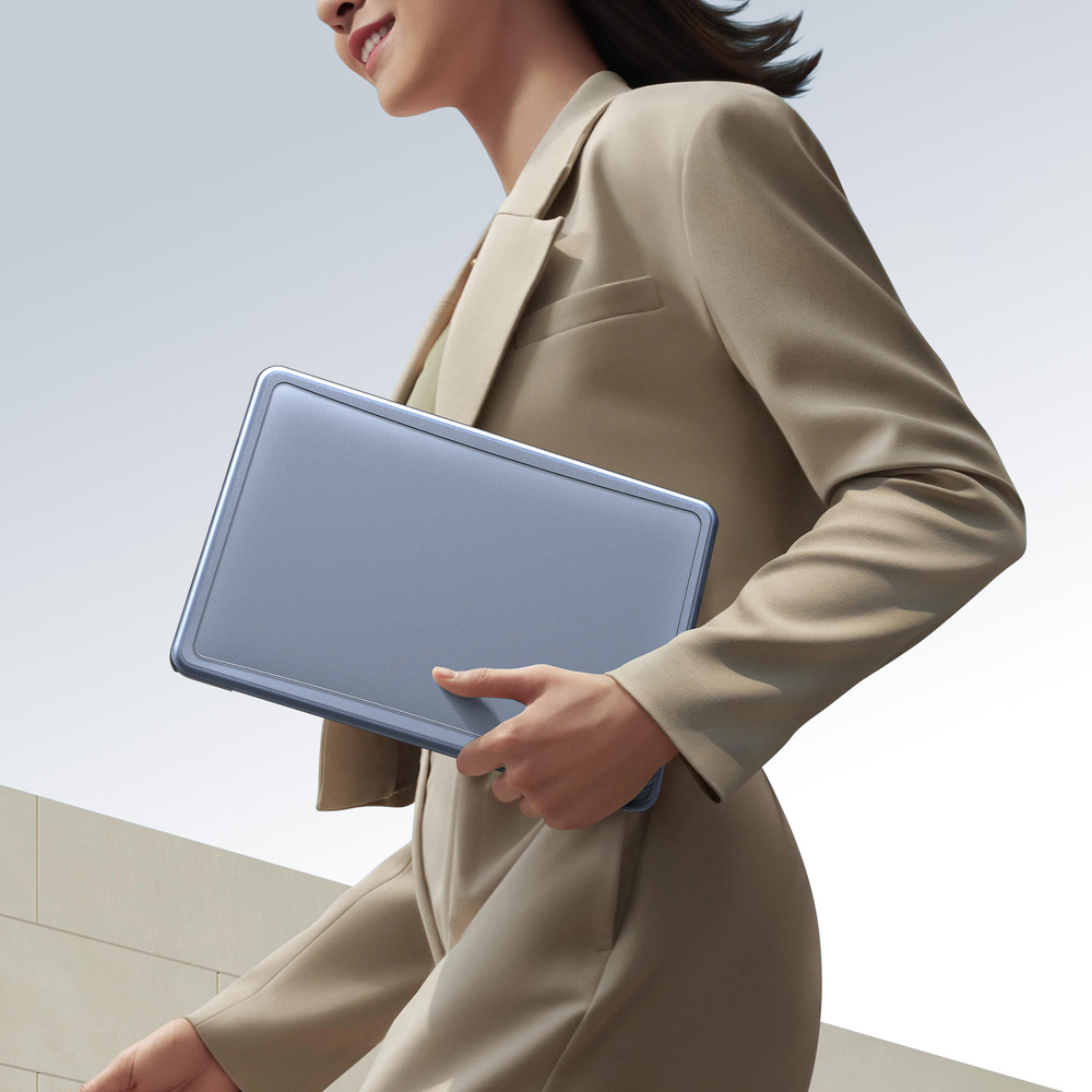 Чехол тонированный синий для ноутбука MacBook Neo 13 (с 2026-), серии LCGB Series Protective от Dux Ducis
