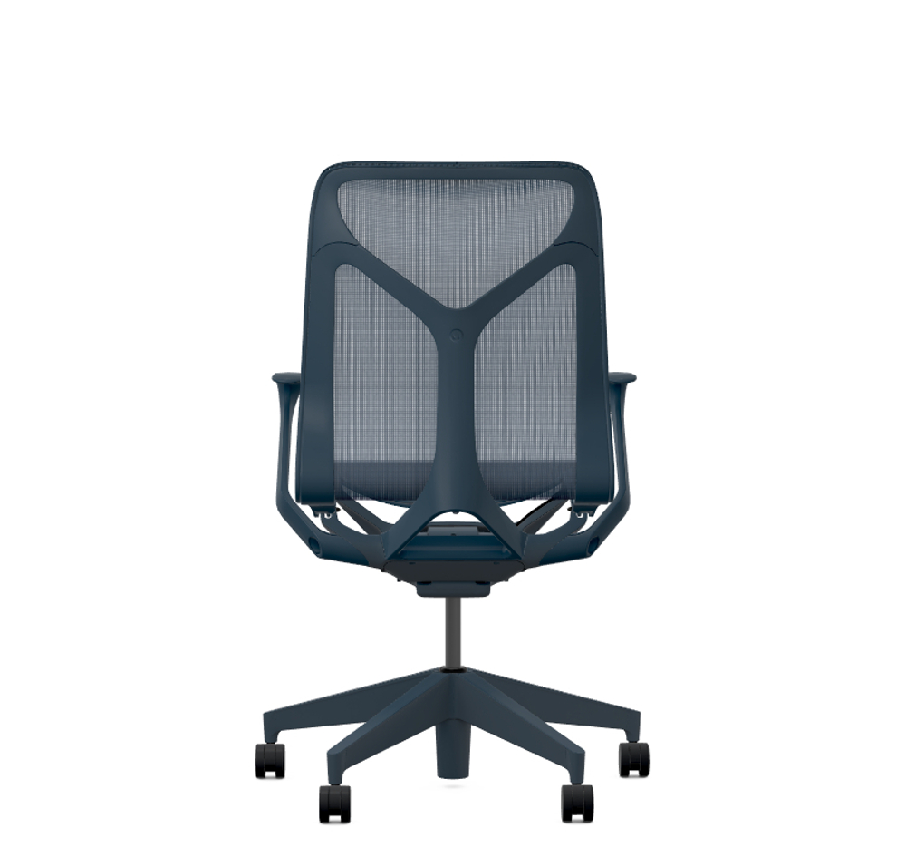 Кресло Herman Miller Cosm, средняя спинка, цвет Nightfall, нерегулируемые подлокотники