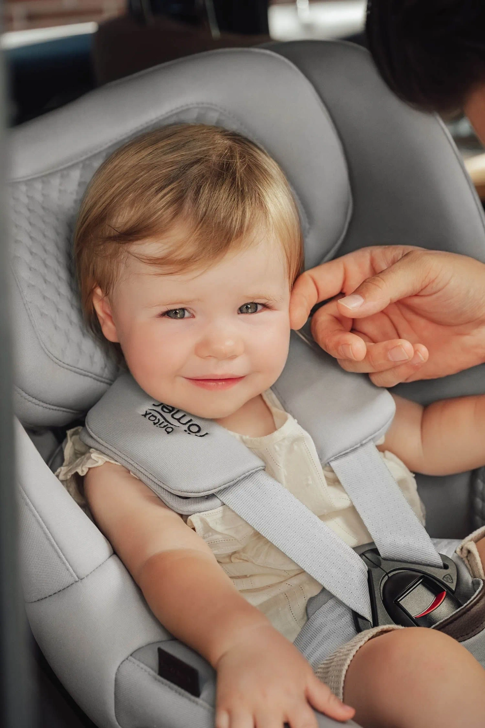 Автокресло 0+/1 Britax Roemer DUALFIX PRO M LUX Urban Olive 2000040899