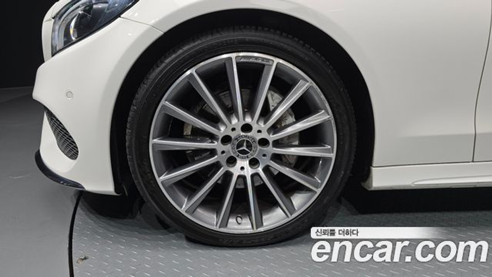 Mercedes-Benz C-Class C200 Coupe — 2018