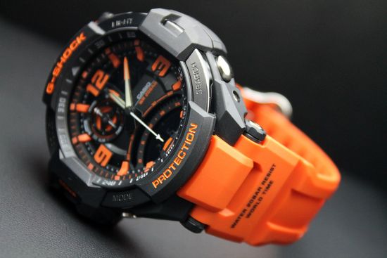 Мужские часы CASIO G-SHOCK GA-1000-4AER