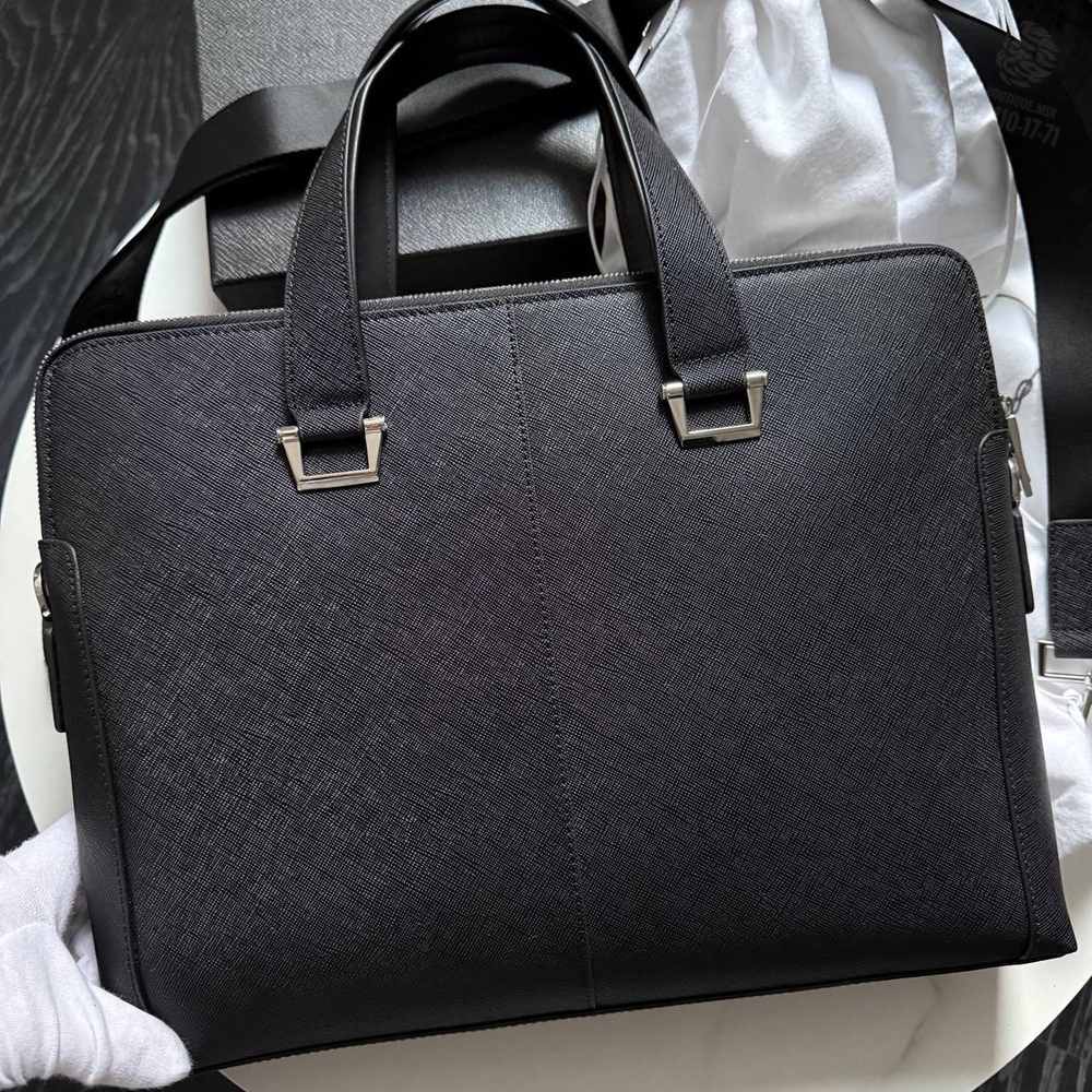 Портфель Prada