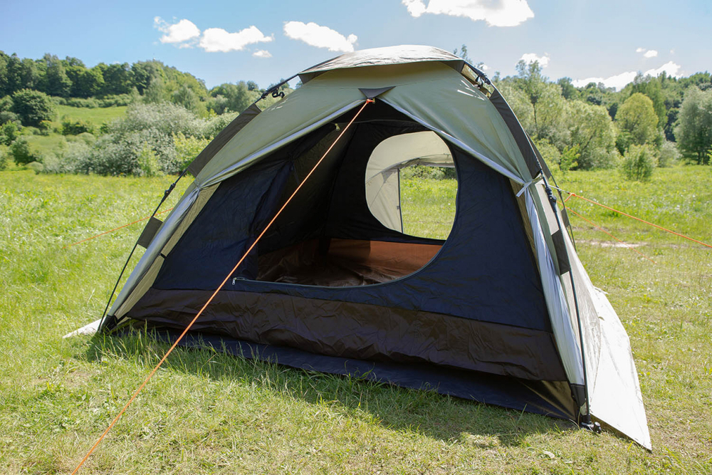 Палатка Maverick Comfort 2+1