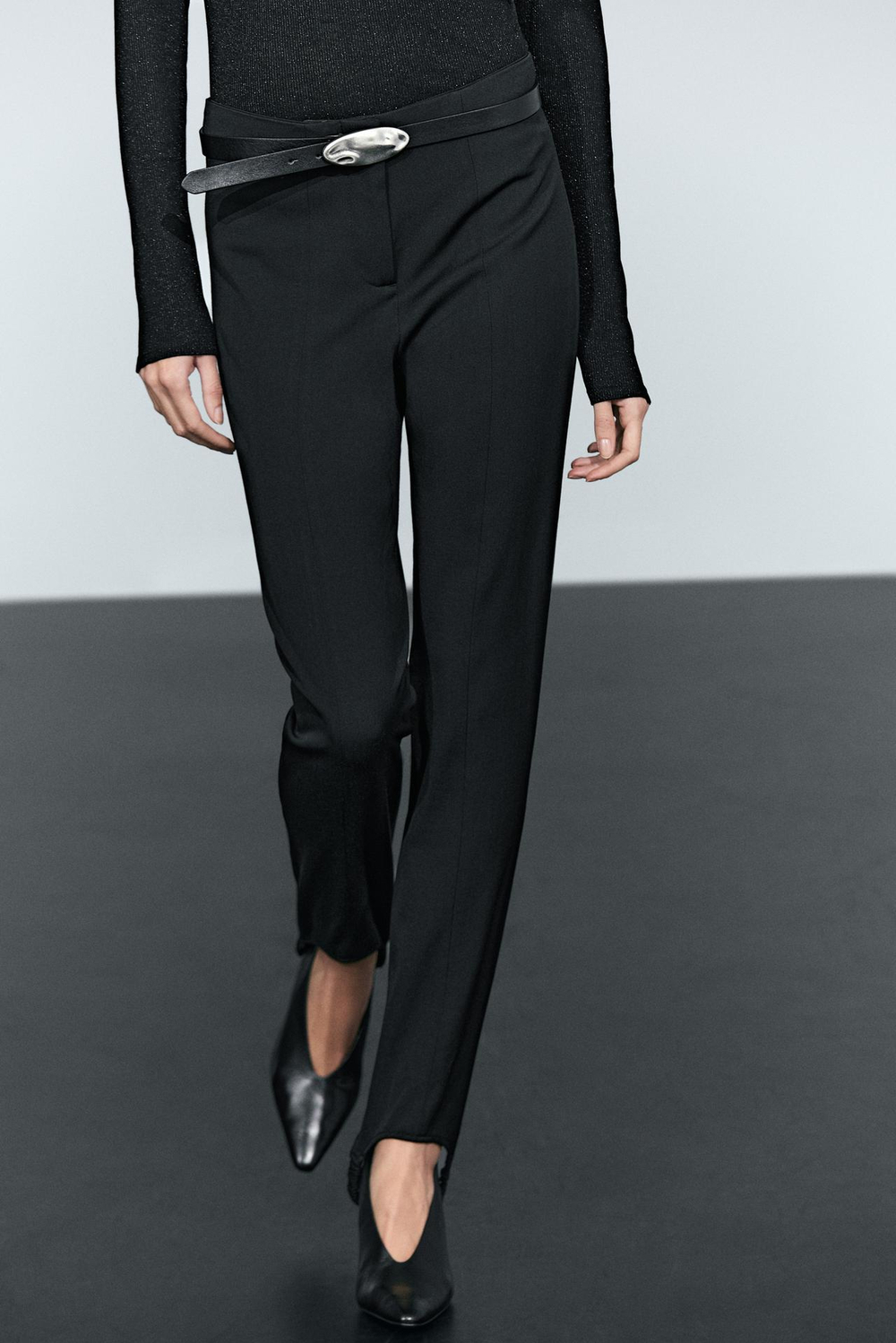 Massimo Dutti Брюки со штрипками, черный