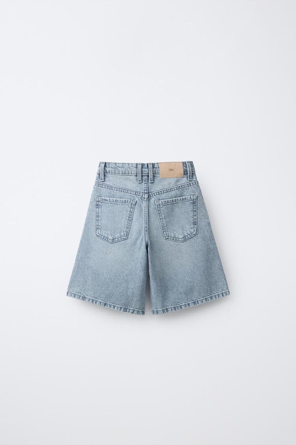 ZARA ДЛИННЫЕ ДЖИНСОВЫЕ ШОРТЫ, СИНИЙ