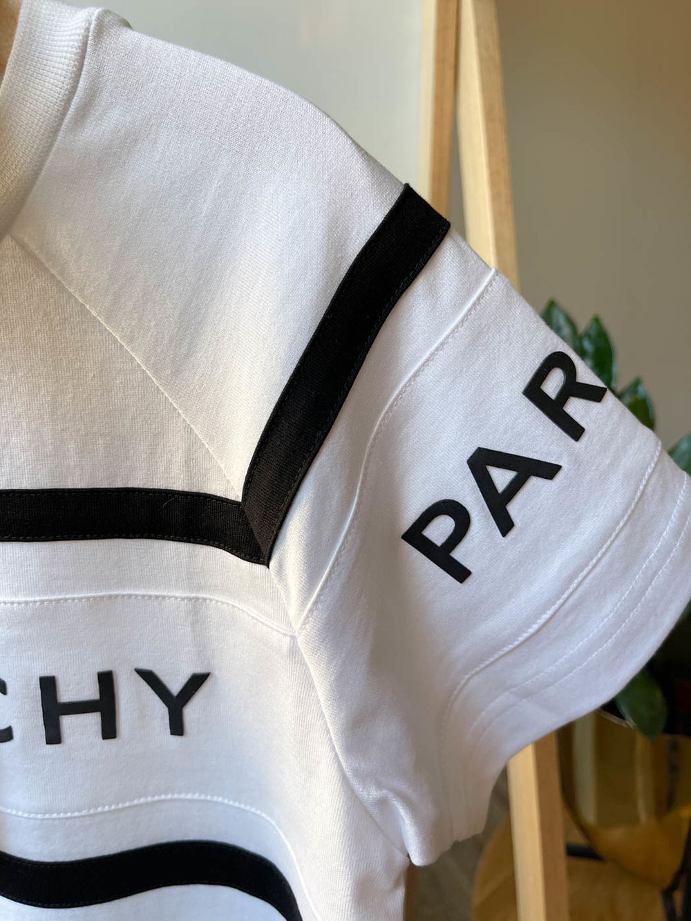 Новая футболка Givenchy, 128