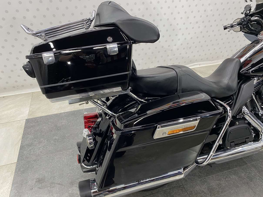 Harley-Davidson Electra Glide FLHTC1580 , 2009
