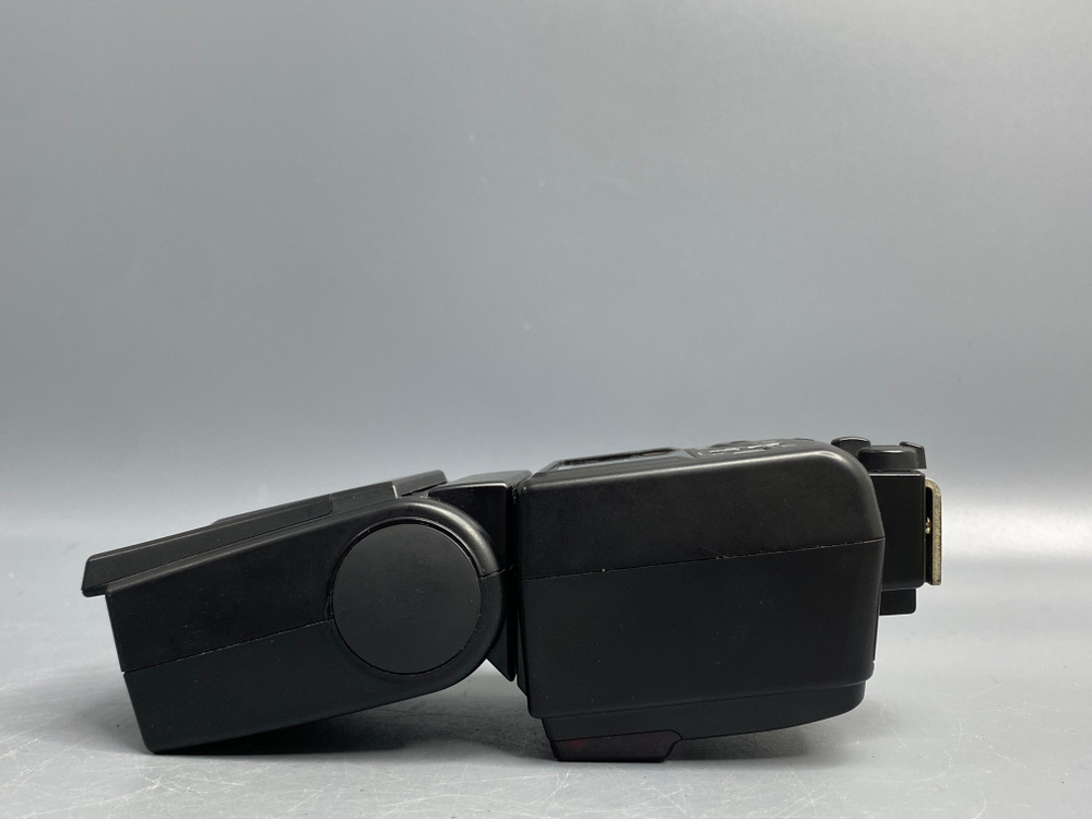 Nikon Speedlight SB-600