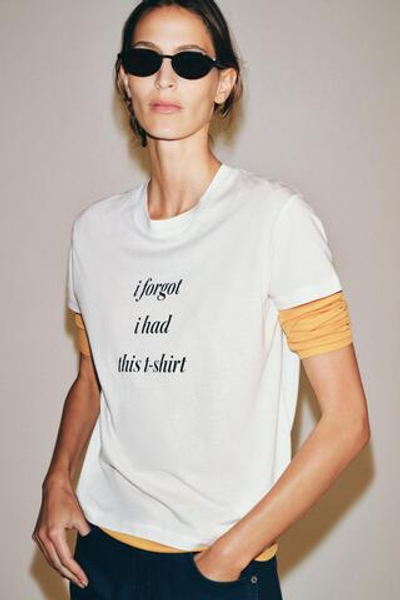 ФУТБОЛКА ИЗ СТРУЯЩЕЙСЯ ТКАНИ С НАДПИСЬЮ — ZARA