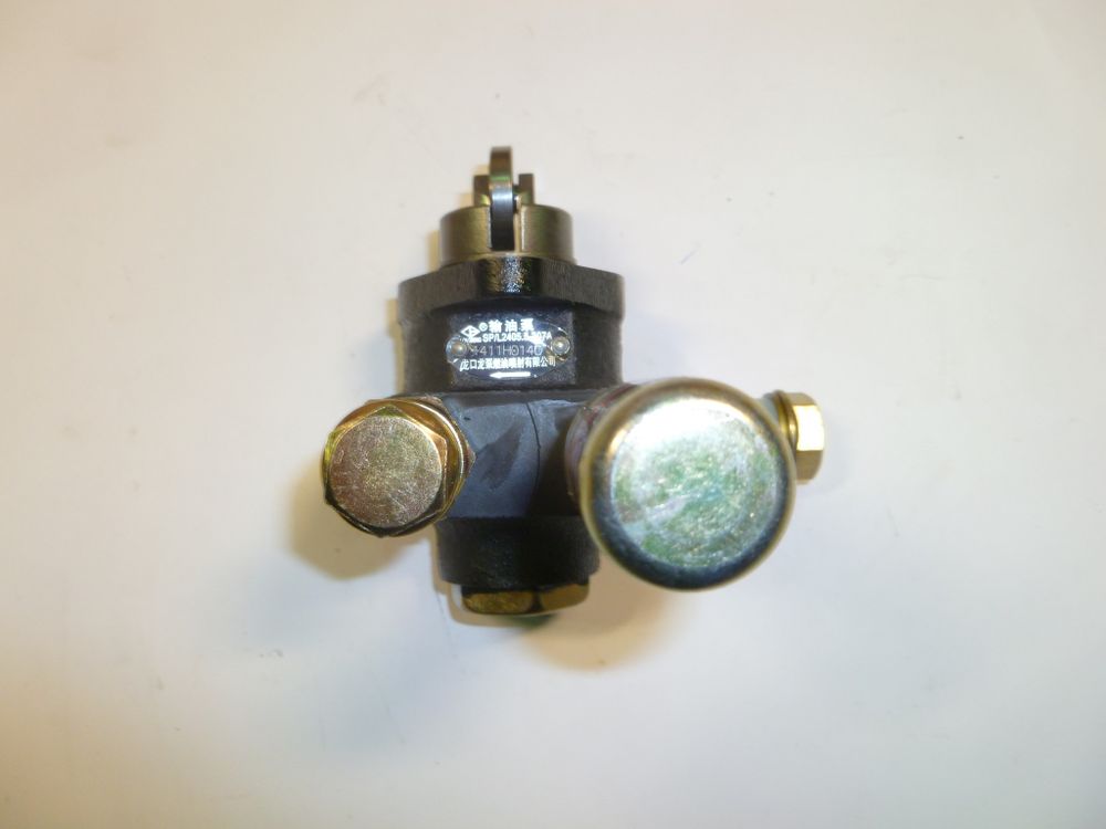 Насос ручной подкачки топлива SDEC SC4H180D2; TDS 120 4LTE (фланец 52х67,5,правый) /Hand Primer pump (S00017766+1,SP/L2405.5.307A)