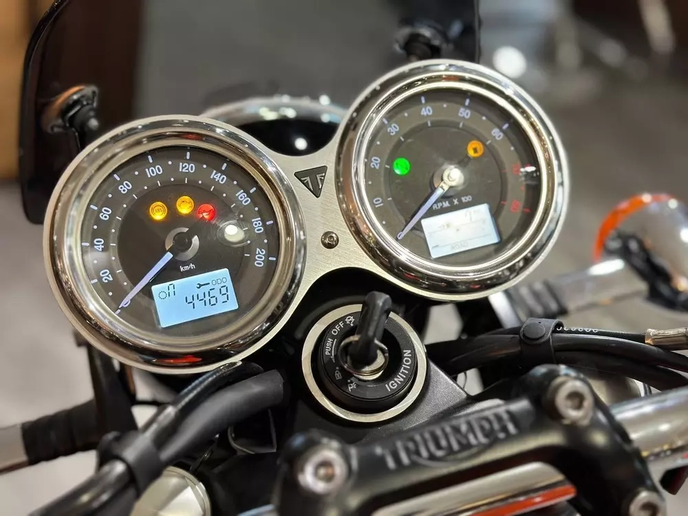 Мотоцикл Triumph Bonneville T120 2019