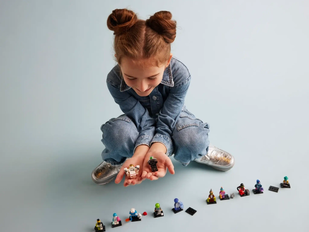 Конструктор LEGO Minifigures 71046 Space Случайная фигурка