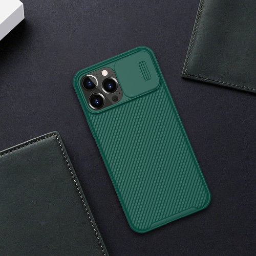 Чехол зеленого цвета (Deep Green) с сдвижной шторкой для камеры от Nillkin для iPhone 13 Pro Max, серия CamShield Pro Case