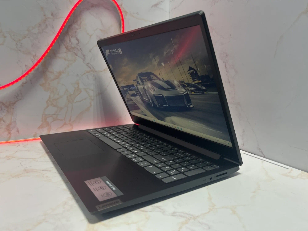 Ноутбук Lenovo Ideapad S145-15API (81UT000VRK) 15.6"/AMD Ryzen 5 3500U/RAM 8GB/SSD 512GB/AMD Radeon Vega 8/1920*1080/TN/DOS/Подсветка кл-ры: нет/черный