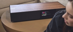 Cambridge Audio Evo One Black Walnut — универсальная стриминговая акустическая система «всё в одном»
