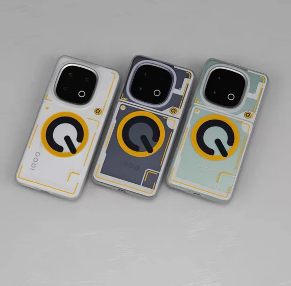 Защитный чехол для IQOO 13 с Magsafe Прозрачный Черно-желтый (Transparent Black-yellow)