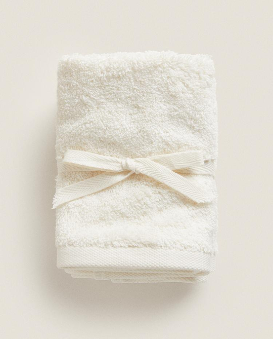 ZARA HOME ПОЛОТЕНЦЕ ИЗ ХЛОПКА ВЫСШЕГО КАЧЕСТВА (НАБОР ИЗ 3 ШТ), ЦВЕТ СЛОНОВОЙ КОСТИ
