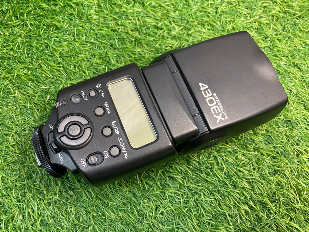 Canon Speedlite 430EX