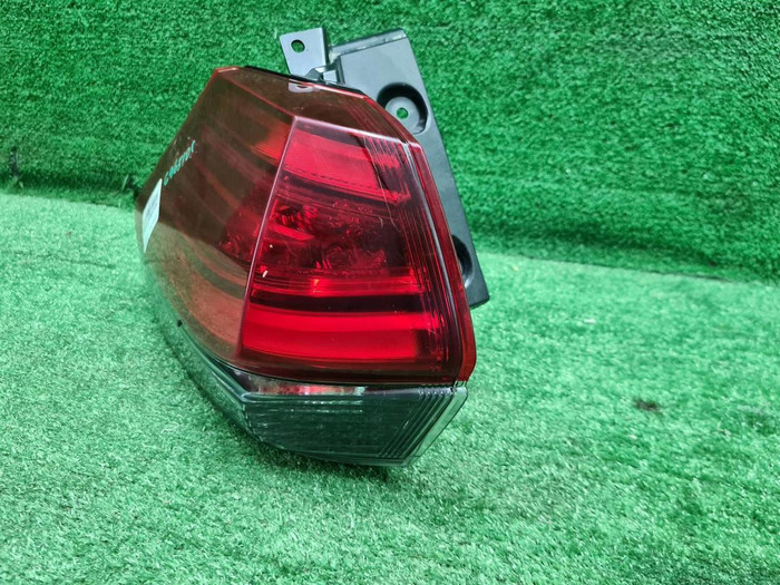 Фонарь левый внешний Nissan X-Trail t32 (17-22)