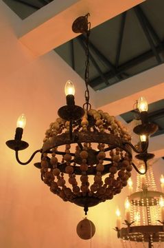 vintage chandelier  01-81 ( by Funky Vintage )