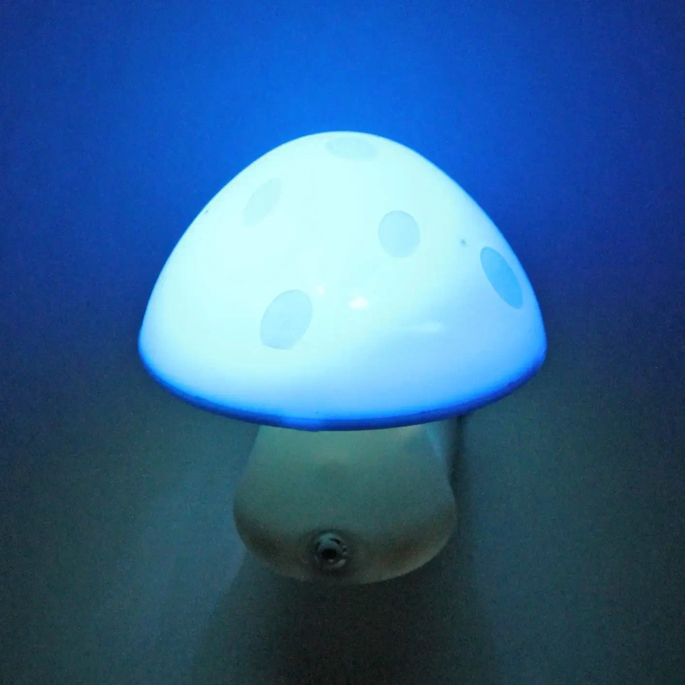 Ночник-светильник «Гриб» 7,5*7см с датчиком света 4LED 2W 220V, Голубой