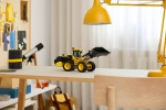 Конструктор LEGO Technic 42209 Электрический колесный погрузчик Volvo L120
