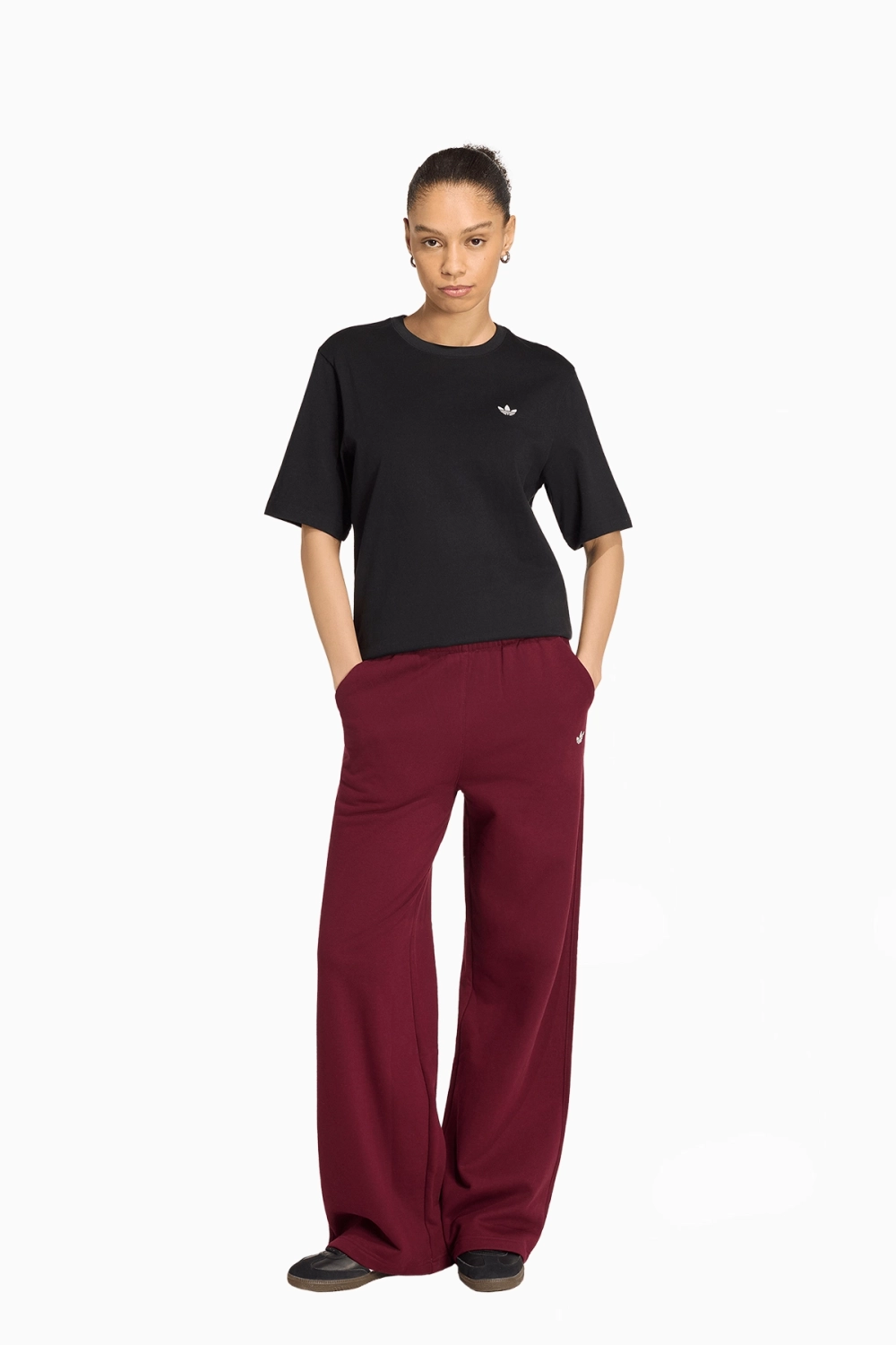Футболка adidas Essentials Tee - черный