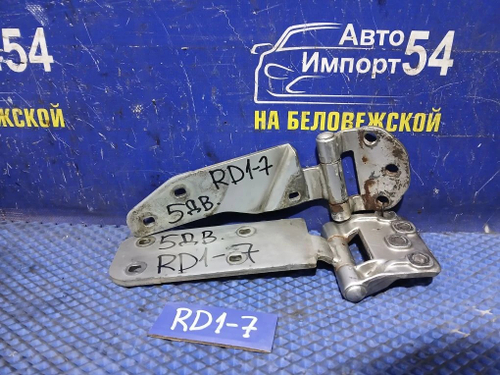 Петля багажника Honda CR-V 1996