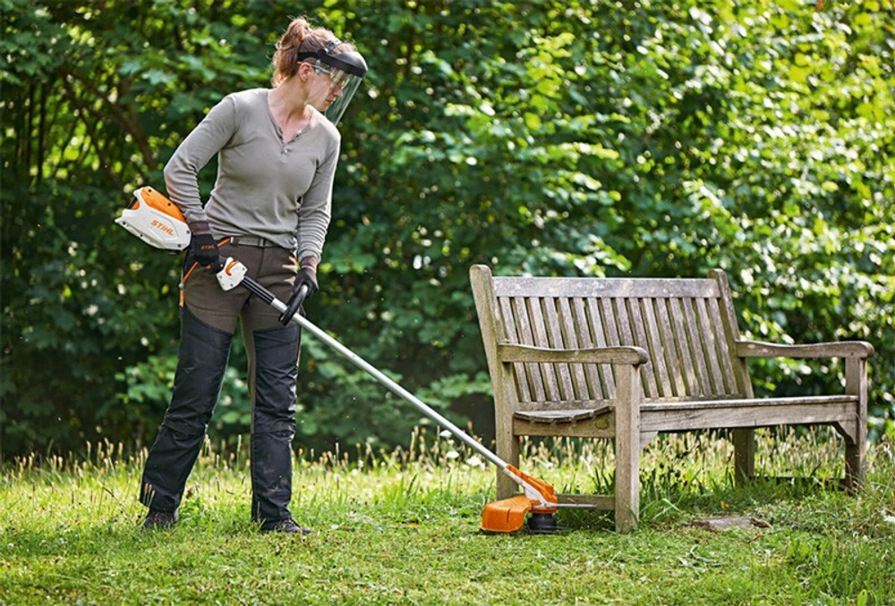 Аккумуляторная мотокоса Stihl FSA 86 R без АКБ и З/У