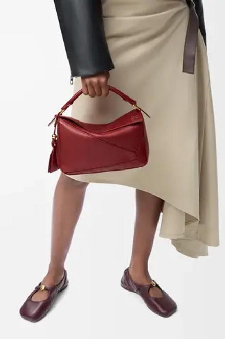 Loewe Маленькая сумка натуральной кожи, красный