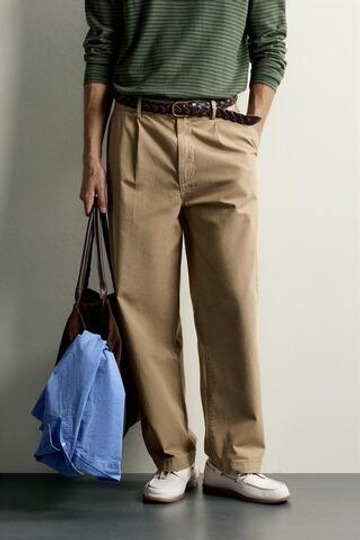 ZARA БРЮКИ ЧИНОС REGULAR FIT СО СКЛАДКАМИ, СВЕТЛЫЙ ХАКИ