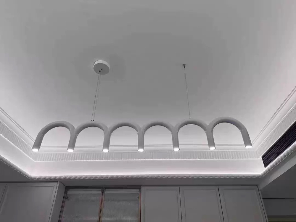 Pendant Chandelier ARCH BLACK by OBLURE