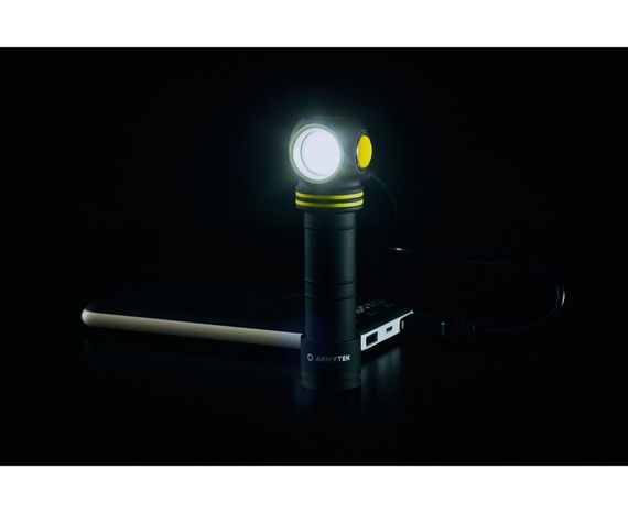 Мультифонарь Armytek Elf C2 Micro USB теплый свет