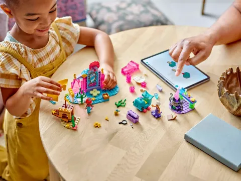 Конструктор LEGO Disney 43254 Хрустальная пещера Ариэль