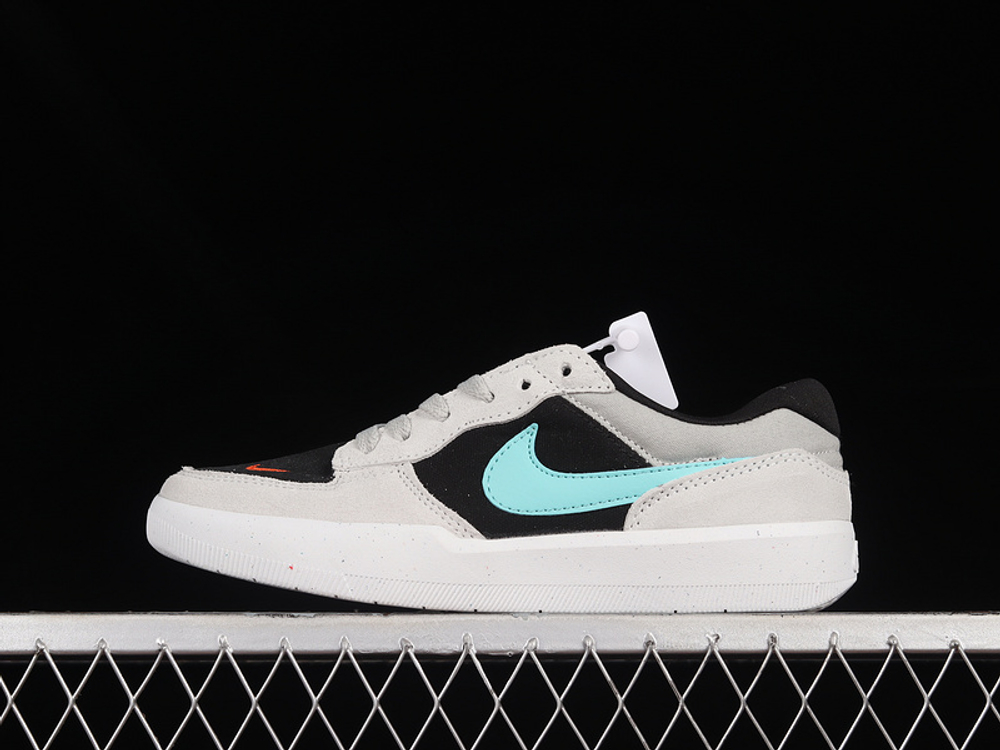 Купить в Москве кроссовки Nike SB Force 58 Wolf Grey Black Light Menta в магазине futbasket.ru