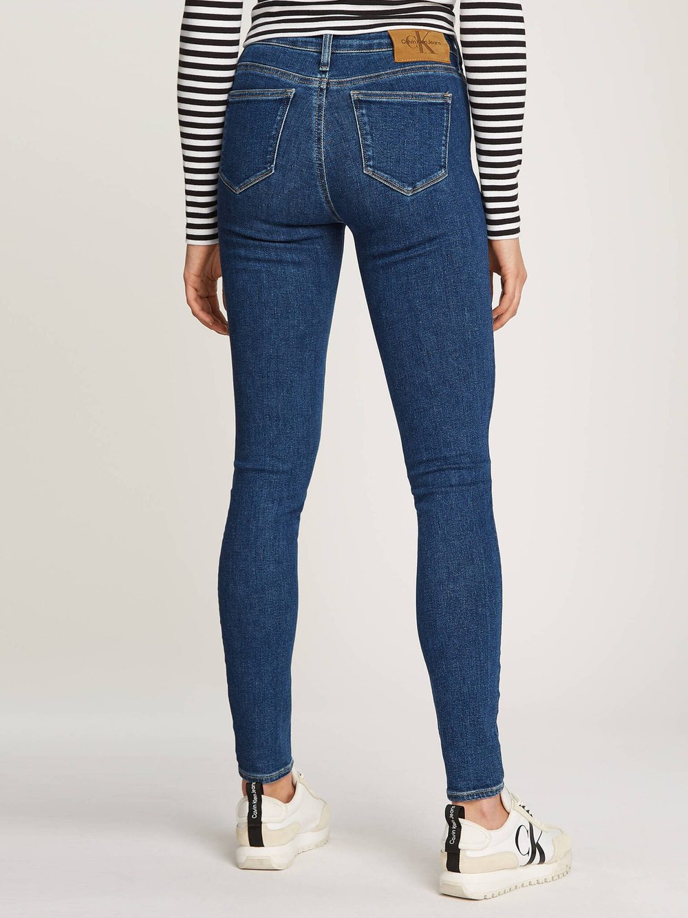 Джинсы CALVIN KLEIN JEANS - темно-синий(J20J224020)