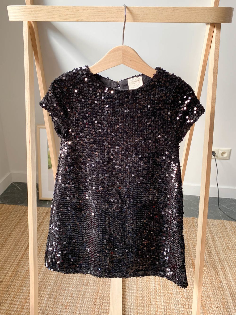 Платье Zara