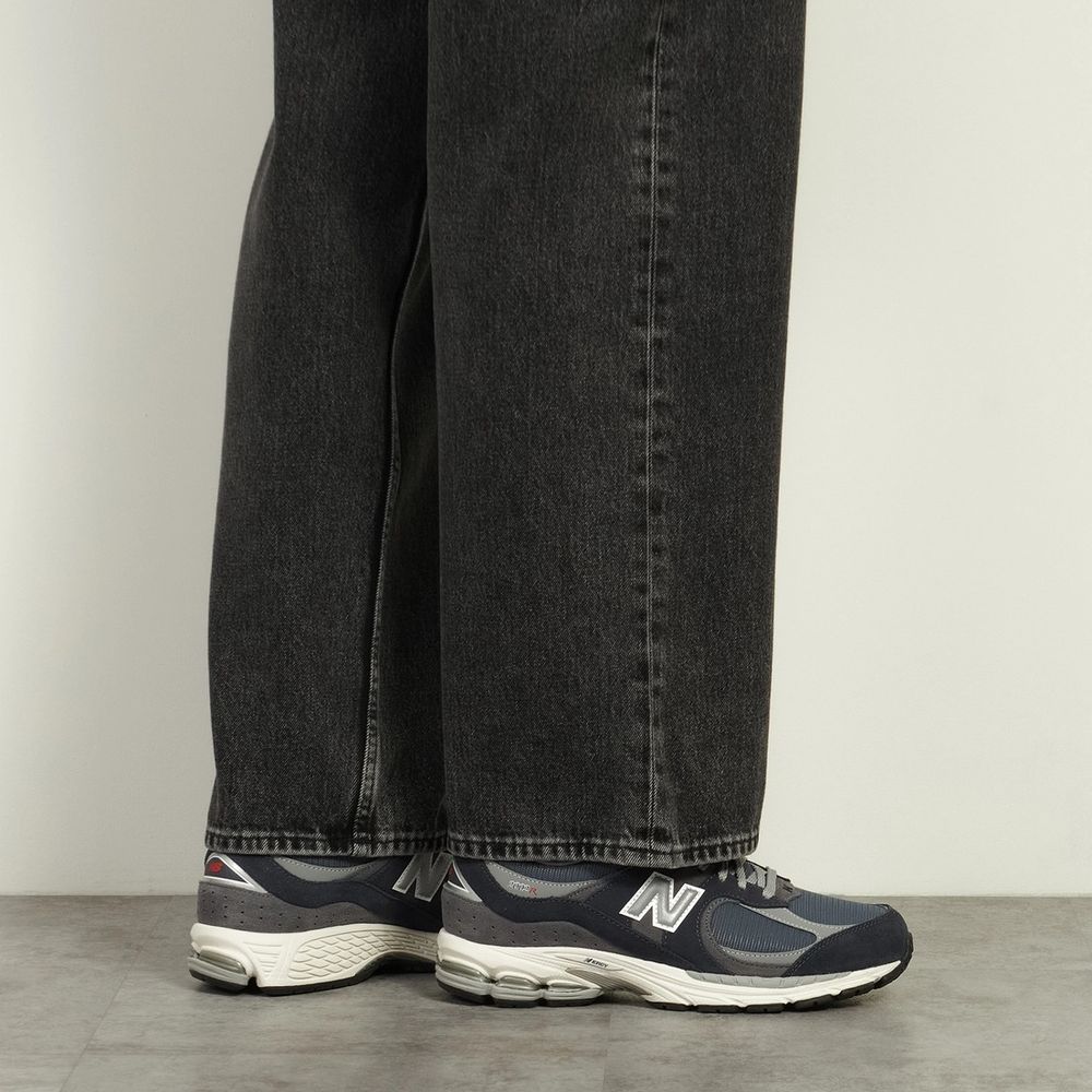 Кроссовки мужские NEW BALANCE 2002