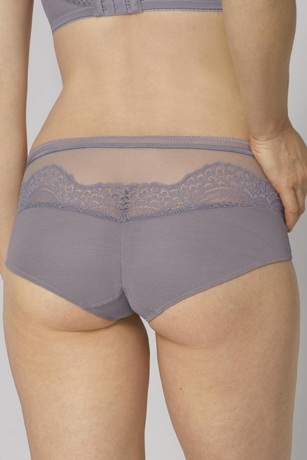 Трусы женские Triumph Beauty-Full Darling Maxi акция