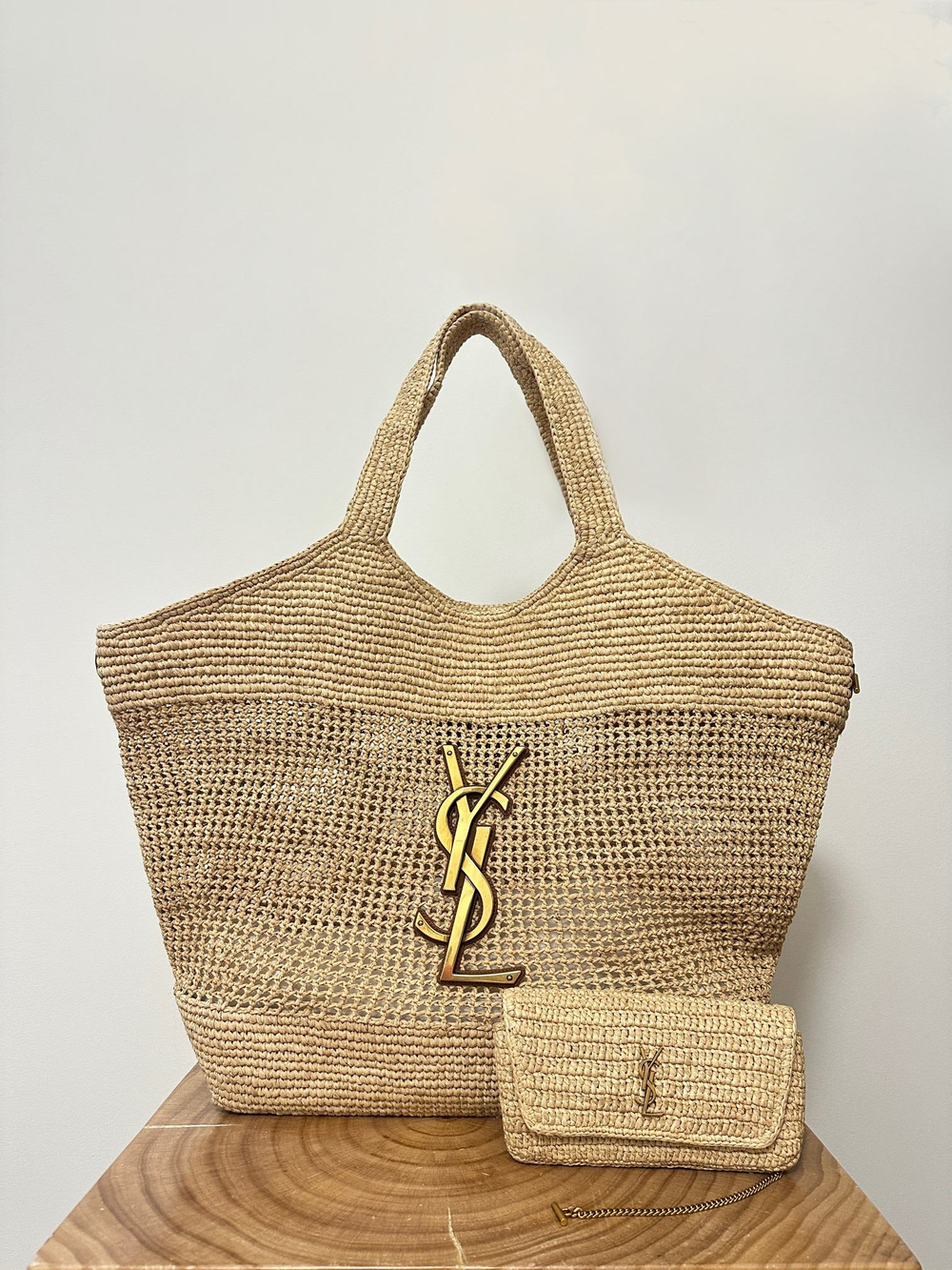 ICARE IN RAFFIA