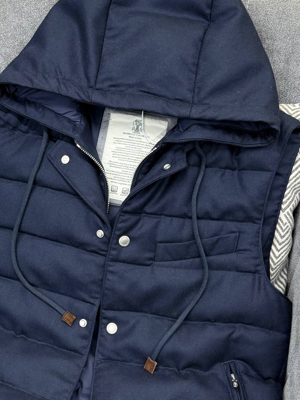 Жилет Brunello Cucinelli
