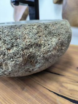Раковина из речного камня RS-66278 49х31х15 из натурального камня