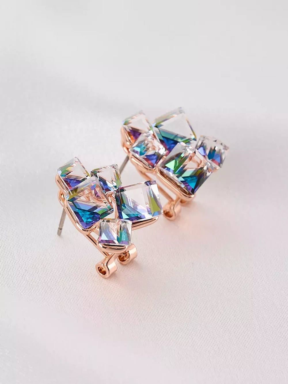 Серьги гроздья Мираж с зелеными кубиками Swarovski