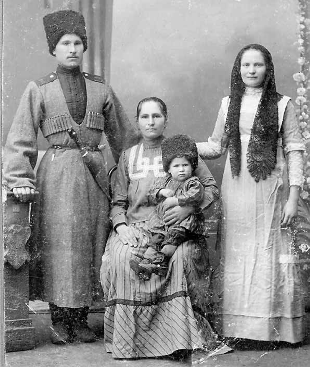 Стрелянов-Калабухов П.Н. Казаки Кубанского Войска в Великой, гражданской войнах и эмиграции. Чины конных полков, пластунских батальонов, артиллерийских батарей, особых сотен, военно-учебных заведений и войсковых структур. Активные участники восстаний. Т. 3