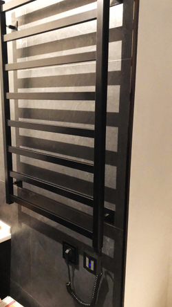 Quadro-1 EQ1 60x60 см Полотенцесушитель электрический