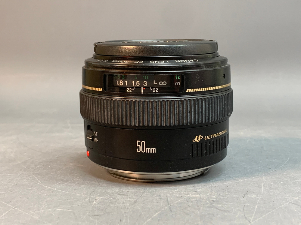 Canon EF 50mm 1.4 нерабочий