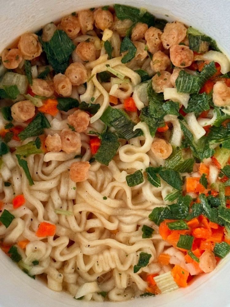 Лапша Роллтон С курицей Цезарь 70 г
