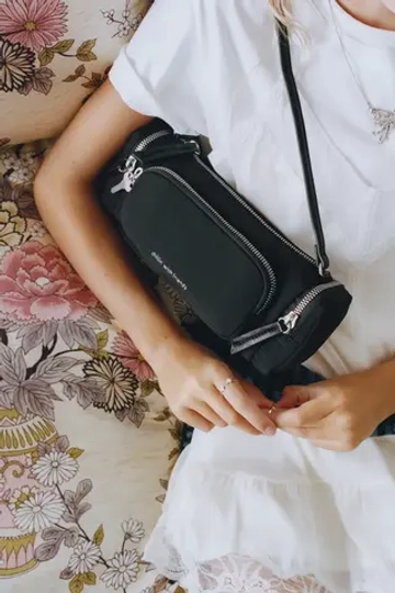 ZARA СУМКА НА ПЛЕЧО С КАРМАНАМИ, ЧЕРНЫЙ