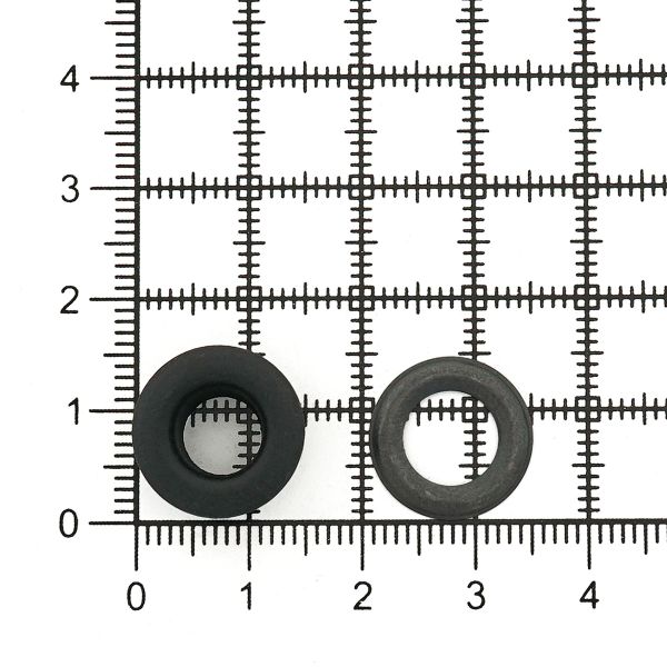 Люверсы металл ⌀7.3 мм (внутр.), h=5.4 мм, внешн. ⌀15.0 мм, сталь, черная резина (уп.≈100 шт) New Star