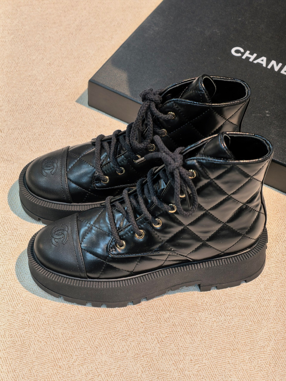 Ботинки Chanel